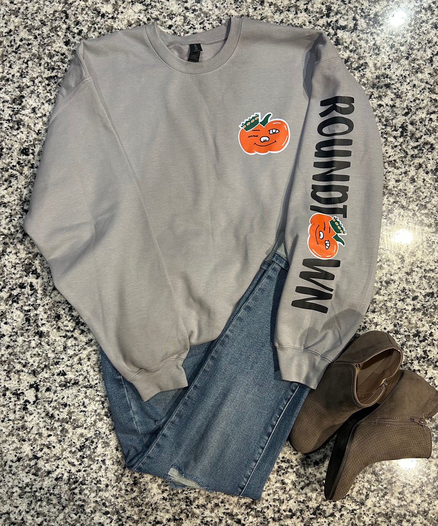 Hometown "Winky" crewneck
